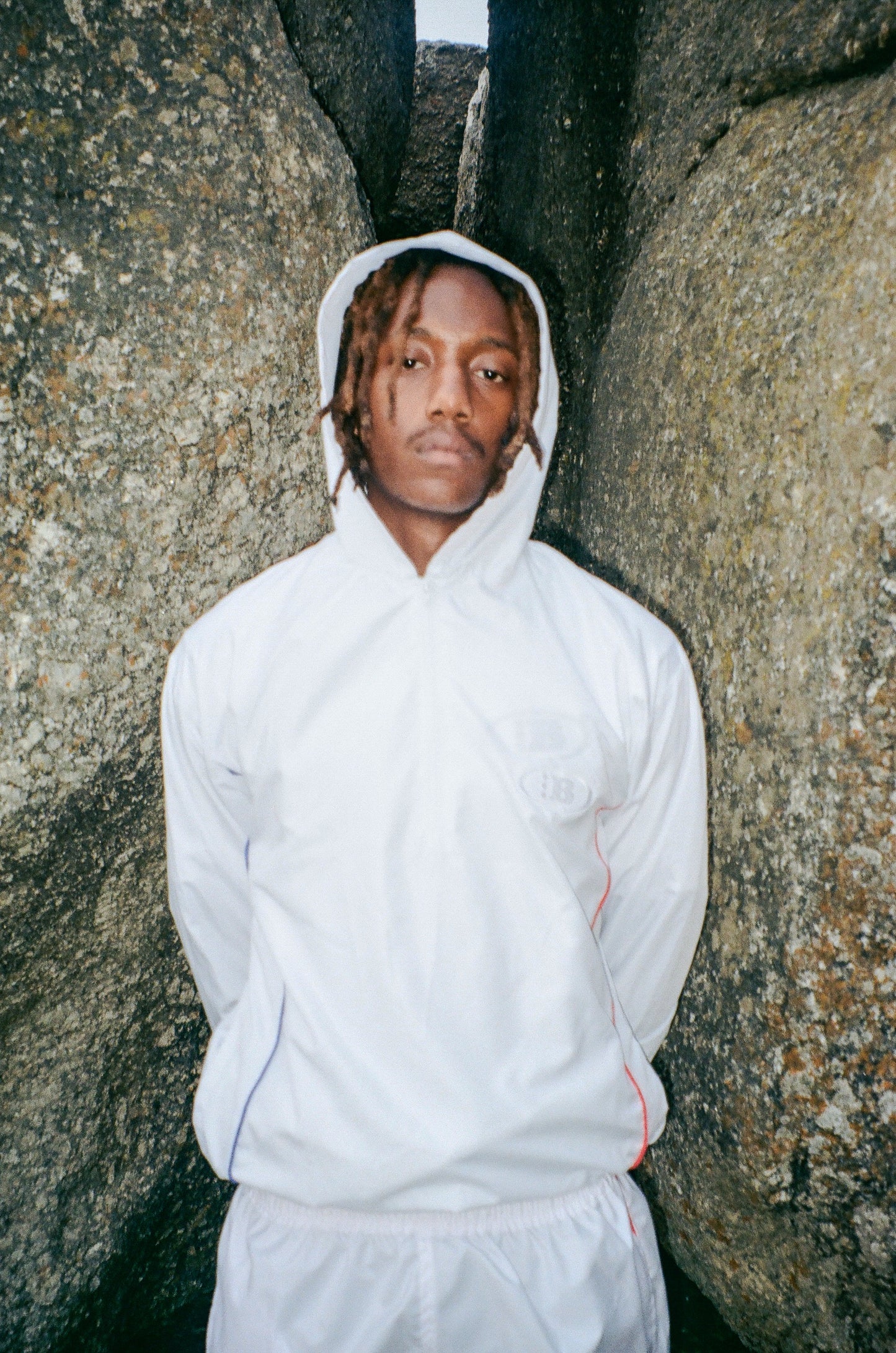 B LOGO SHELL JACKET [OLYMPIC WHITE]