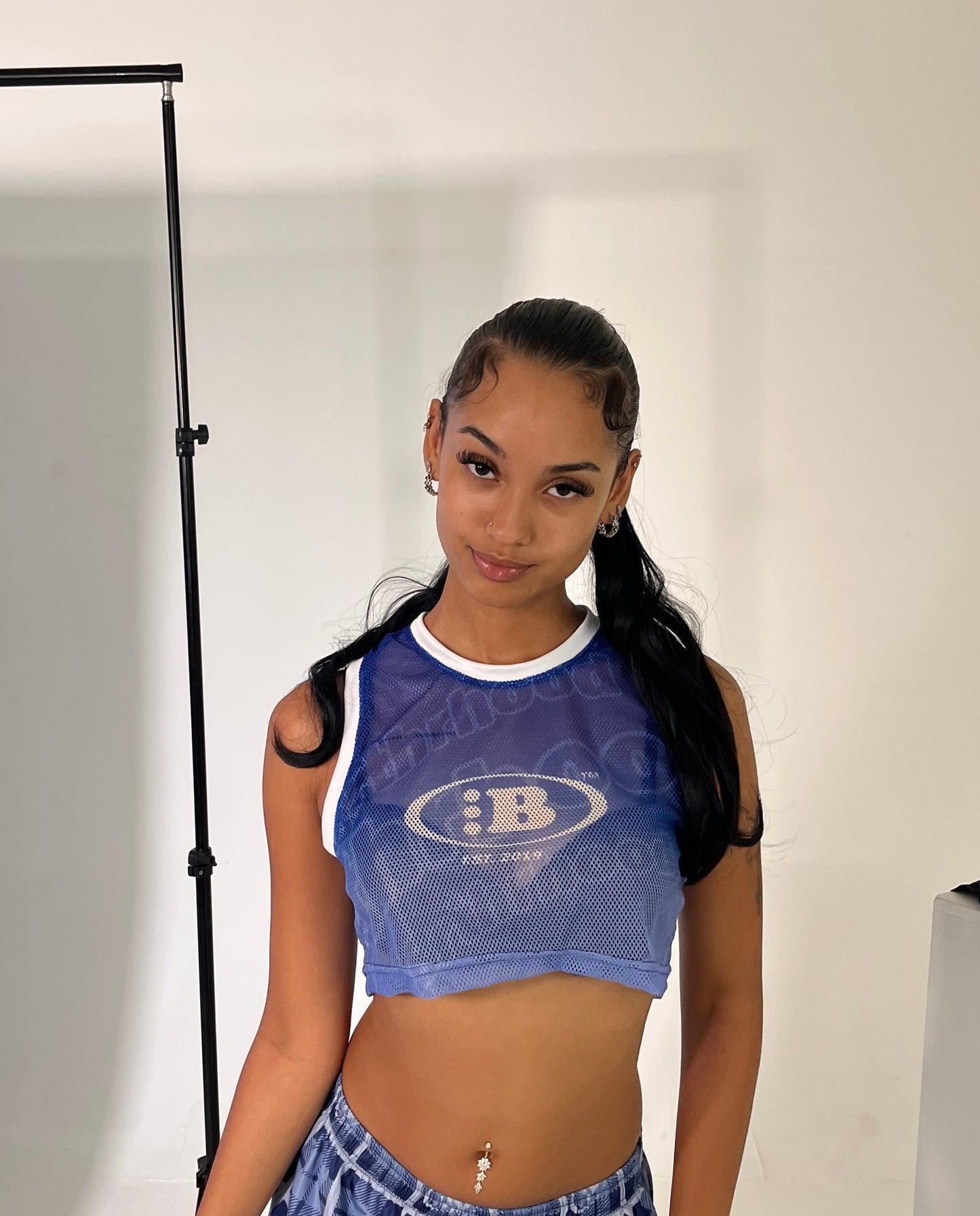 B LOGO WMNS MESH TOP[GRADIENT BLUE]